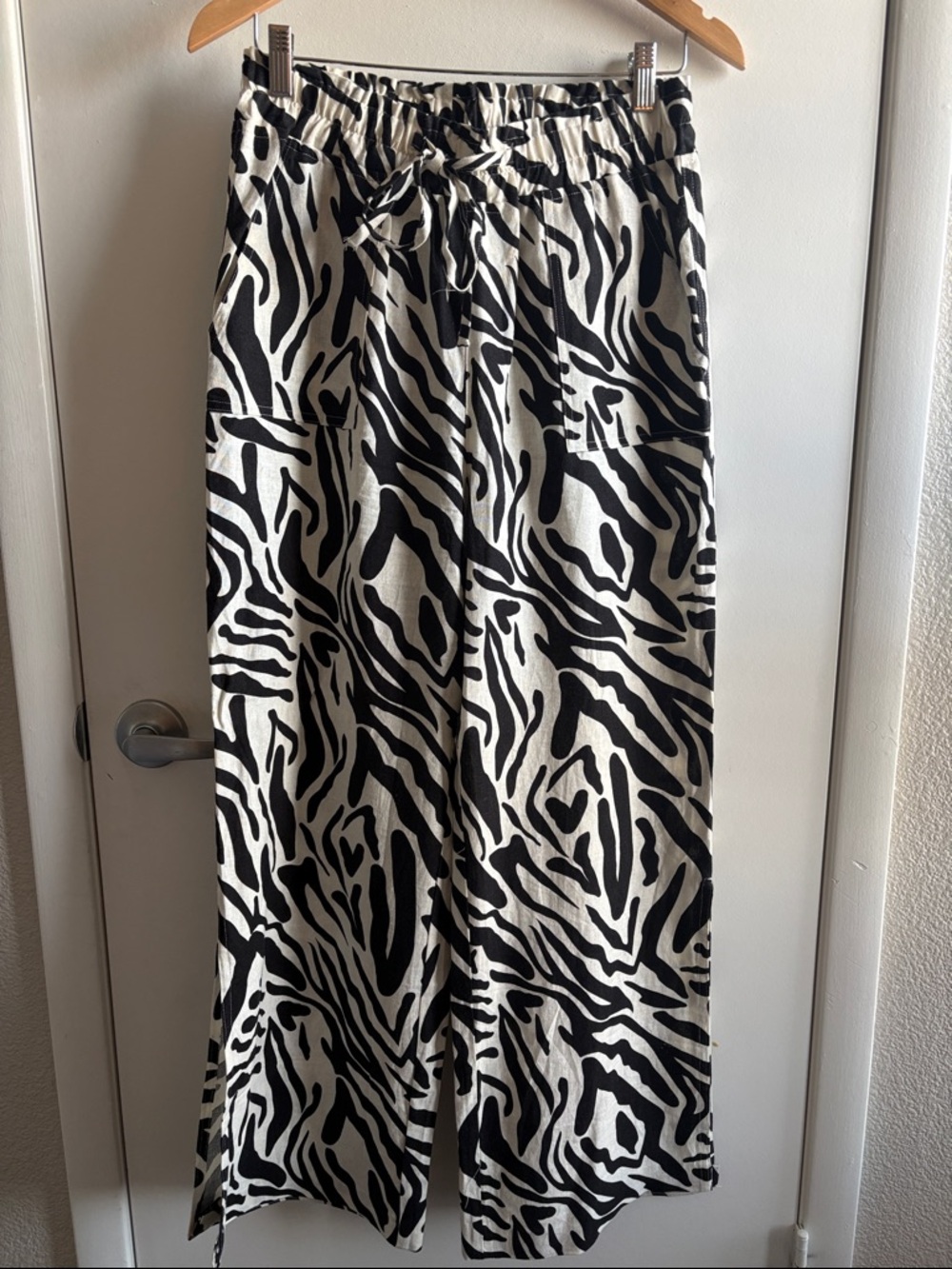 Black & White Linen Zebra Print Wide Leg Pants with Drawstring Waist SZ M